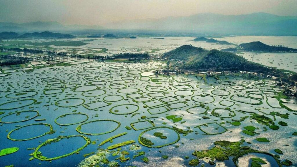10 Surreal Places in Northeast India That Don't Feel Real 2 Loktak Lake