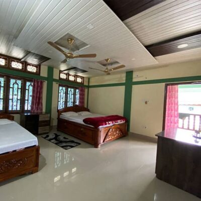 Ninashi Homestay