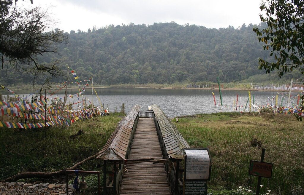 Khecheopalri Lake