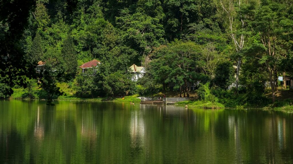 Tam Dil Lake 01