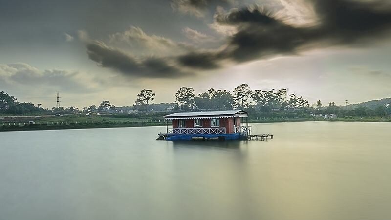 Thadlaskein Lake edited