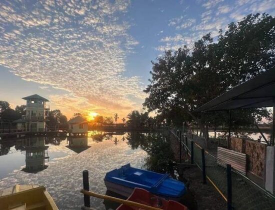 Aqua Vibes Resort