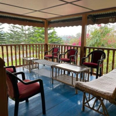 Ninashi Homestay