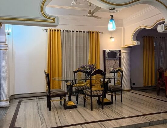 H & R Homestay