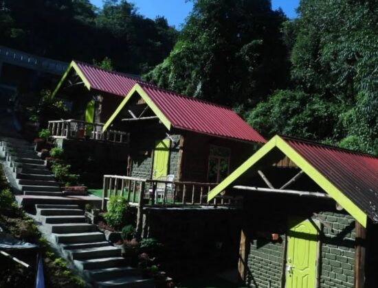 Green Hills Restaurant And Home Stay