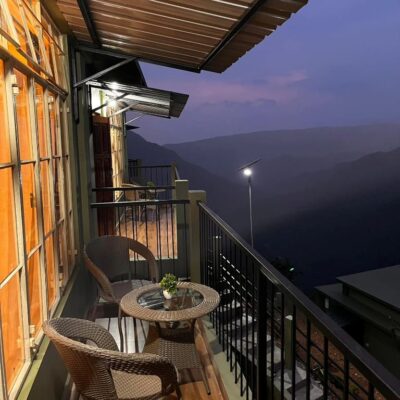 Smoky Falls Mae-Fi Resort