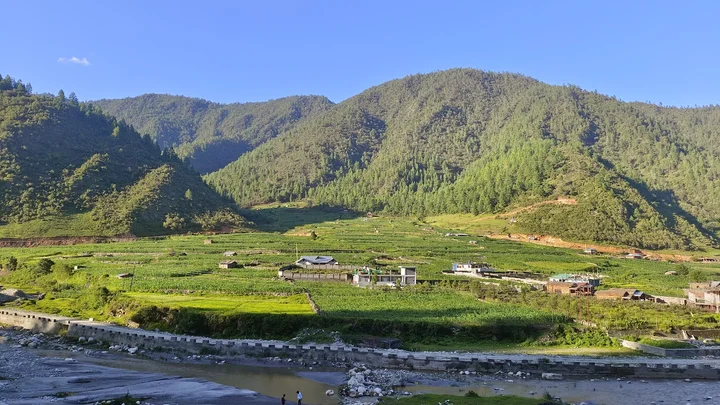 Dirang: Hot Springs, Dzong & the Black-Necked Crane Valley 3 Hot Water Spring