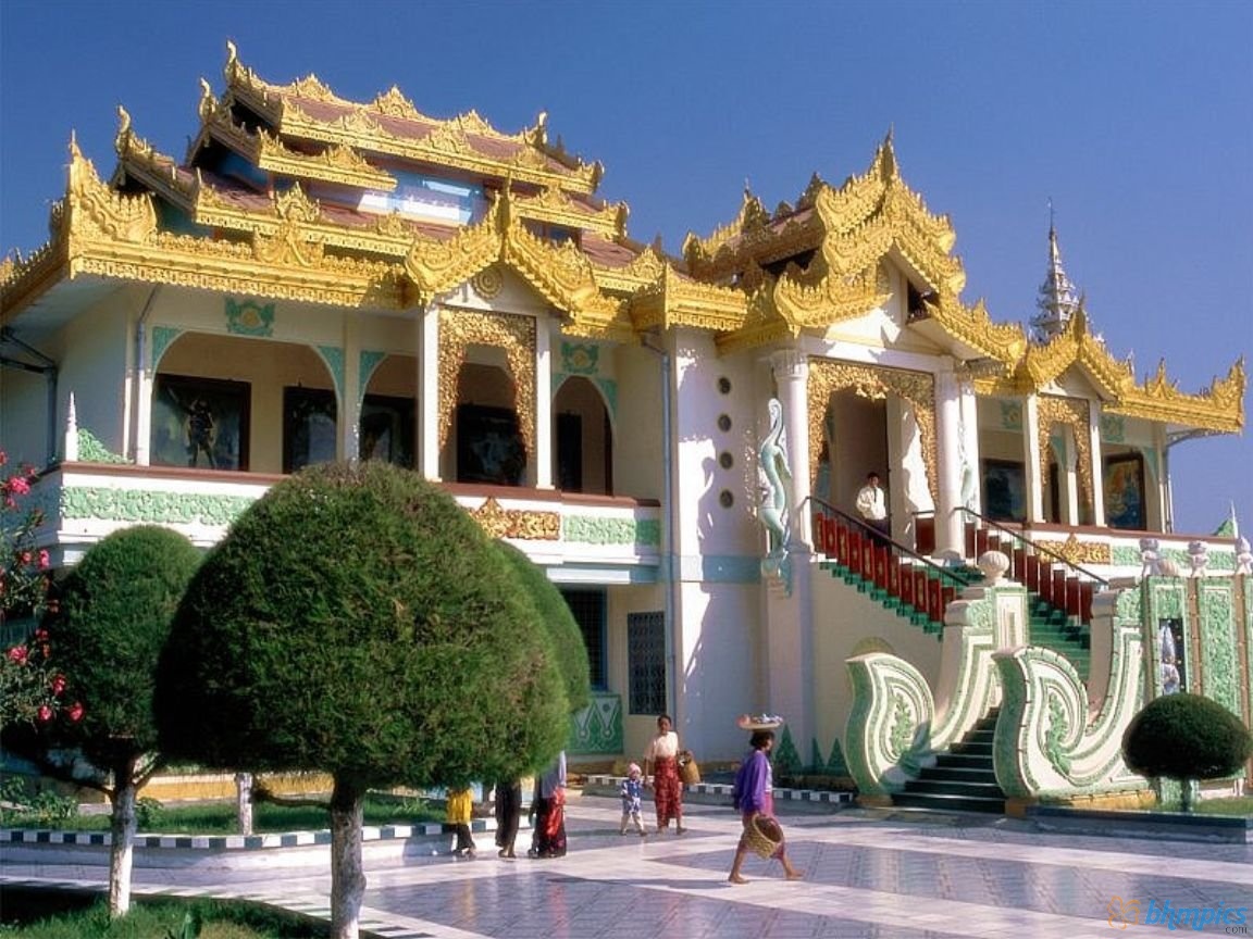 Mahamuni Pagoda