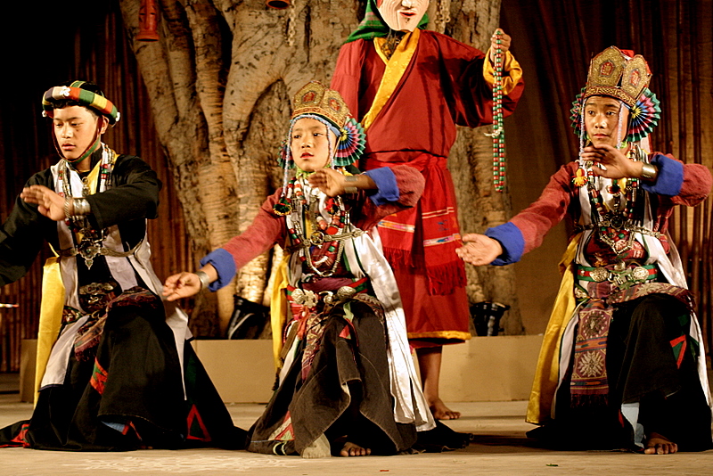 Dirang: Hot Springs, Dzong & the Black-Necked Crane Valley 1 Monpa People