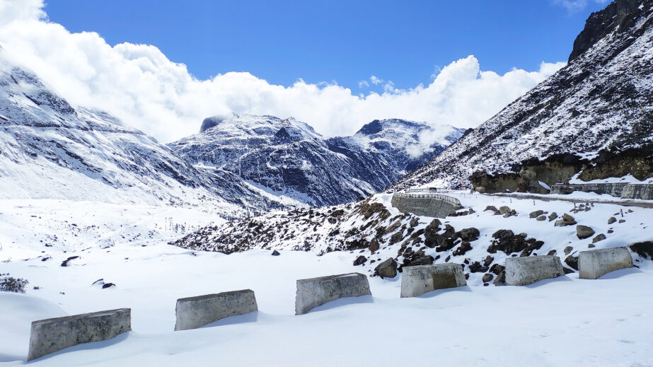 10 Surreal Places in Northeast India That Don't Feel Real 7 Sela Pass